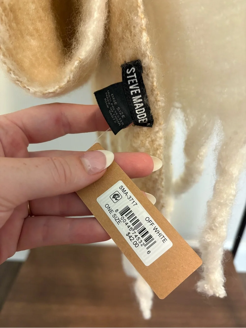 Steve Madden Beige and Cream Oversized Plaid Blanket Scarf